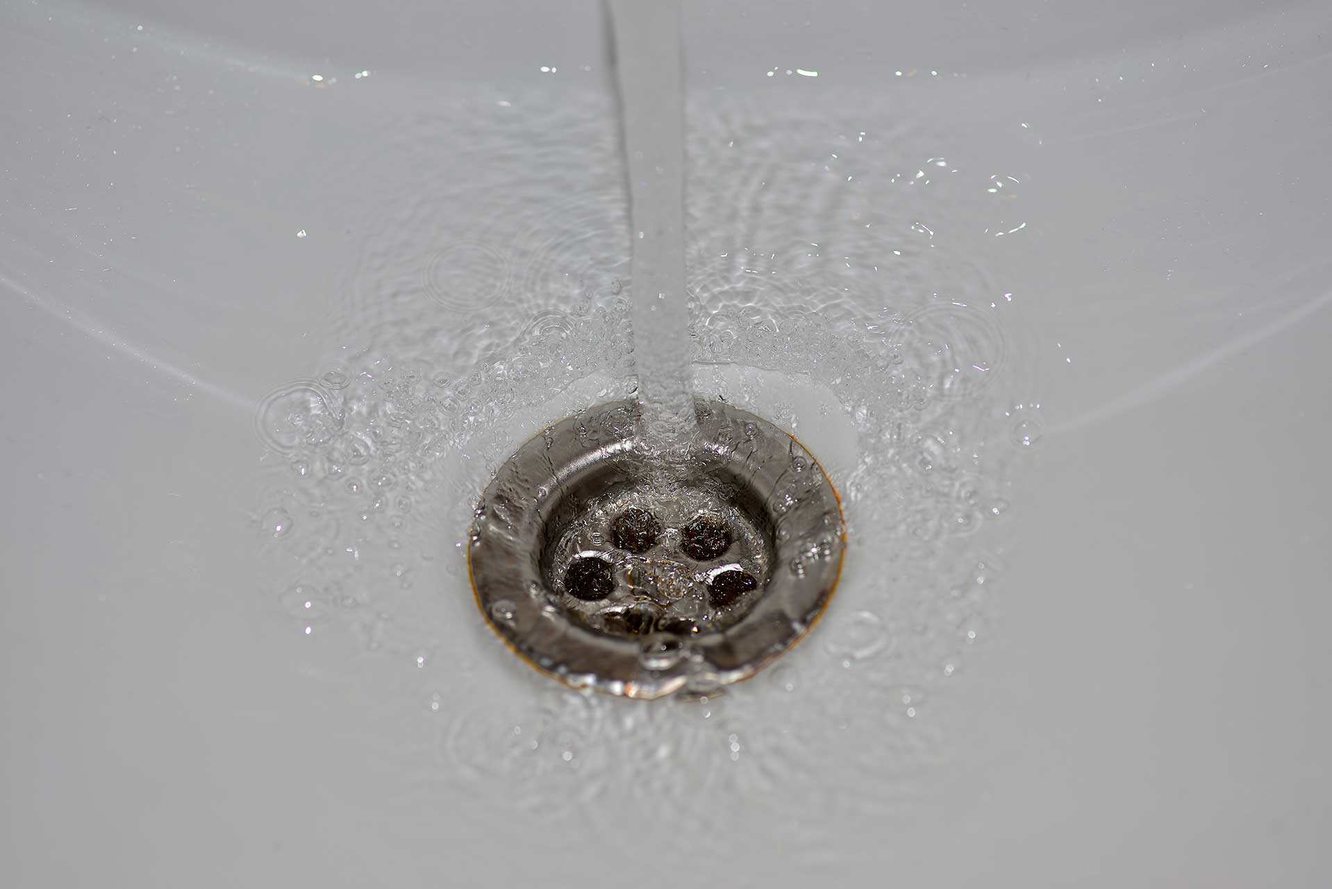 A2B Drains provides services to unblock blocked sinks and drains for properties in Warrington.